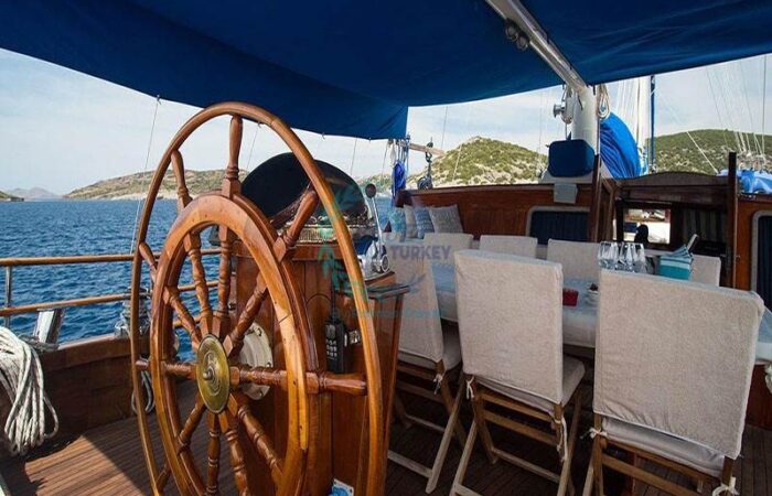 yacht rental greek islands